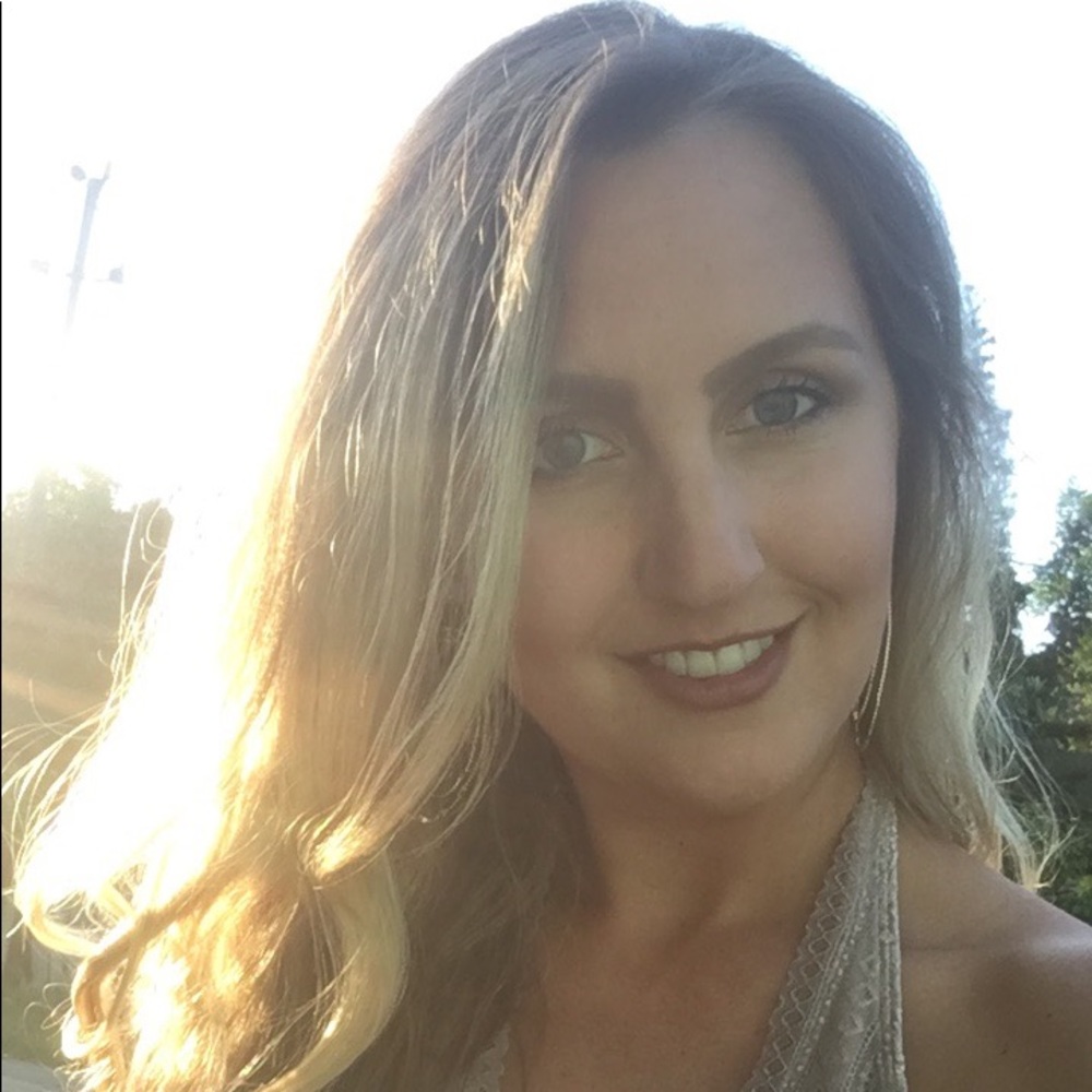 Meet your Posher, Amanda